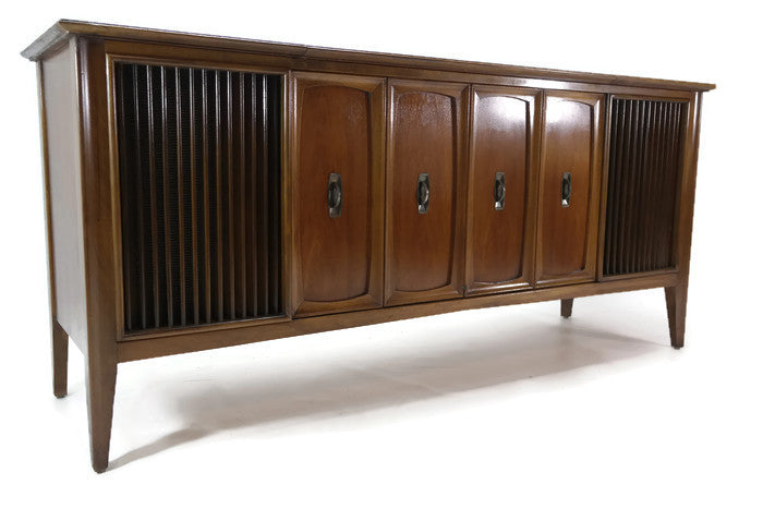 **SOLD OUT** ZENITH Mid Century Record Player Changer Stereo Console The Vintedge Co.