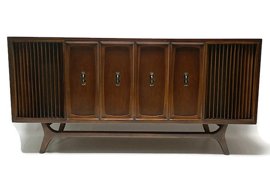 Vintage Zenith Stereo Console Record Changer - AM/FM Tuner - Bluetooth The Vintedge Co.