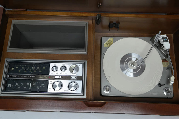 **SOLD OUT** ZENITH Mid Century Record Changer Player Stereo Console The Vintedge Co.