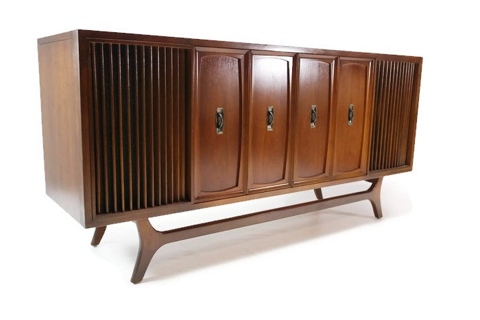 **SOLD OUT** ZENITH Mid Century Record Changer Player Stereo Console The Vintedge Co.