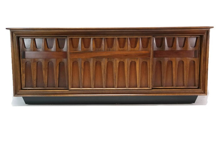 **SOLD OUT** RCA BRASILIA/COFFEY Style Long and Low LUXE Record Player Changer AM|FM Stereo Console - Bluetooth The Vintedge Co.