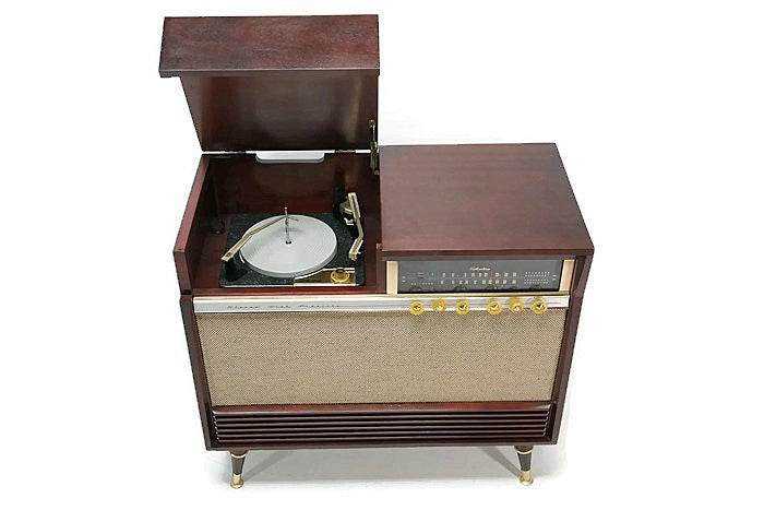 **SOLD OUT** SILVERTONE 50s Mid Century Record Player Changer Stereo Console AM FM Bluetooth The Vintedge Co.