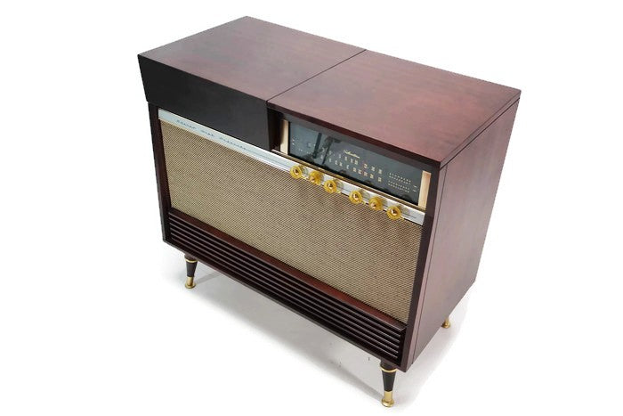 **SOLD OUT** SILVERTONE 50s Mid Century Record Player Changer Stereo Console AM FM Bluetooth The Vintedge Co.