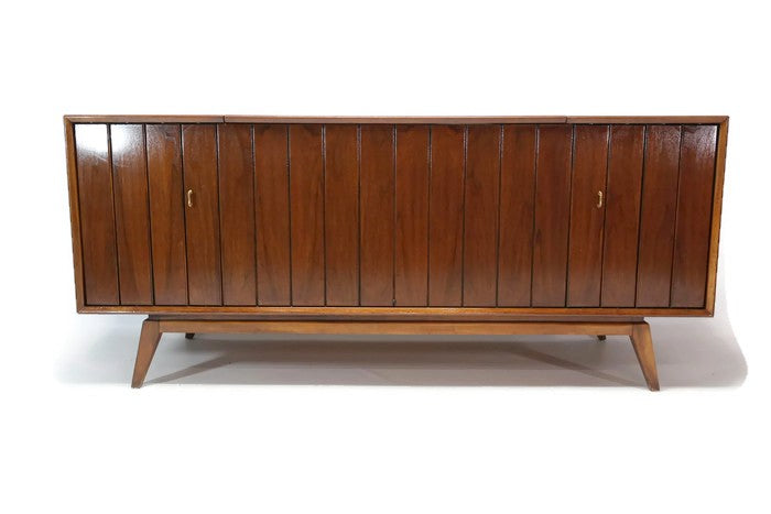 **SOLD OUT**  ZENITH DELUXE Louver Door Record Player Changer Stereo Console AM FM Bluetooth The Vintedge Co.