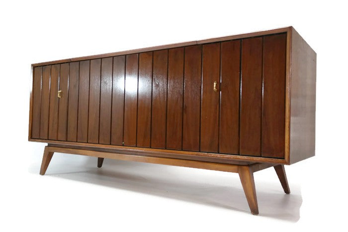**SOLD OUT**  ZENITH DELUXE Louver Door Record Player Changer Stereo Console AM FM Bluetooth The Vintedge Co.