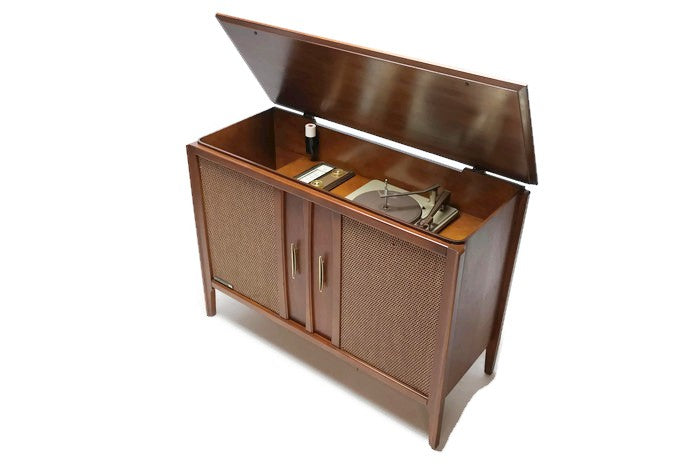 **SOLD OUT** RCA VICTOR Mid Century Stereo Console Record Player Changer AM FM Bluetooth The Vintedge Co.