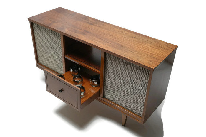 **SOLD OUT** VintedgeCo™ - TURNTABLE READY SERIES™ - Curtis Mathis Console Cabinet & Speakers - UPGRADE Components AVAILABLE The Vintedge Co.