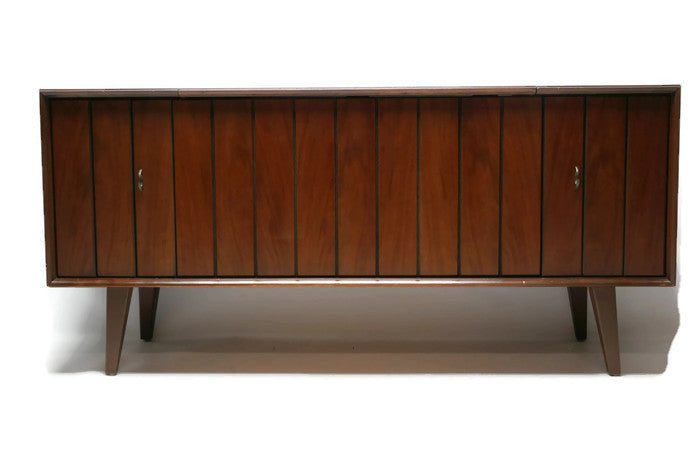 **SOLD OUT**  ZENITH Mid Century Louver Door Record Player Changer Stereo Console The Vintedge Co.