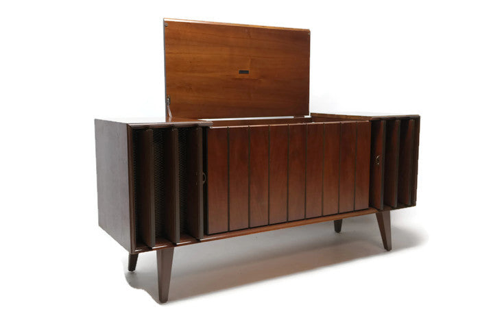 **SOLD OUT**  ZENITH Mid Century Louver Door Record Player Changer Stereo Console The Vintedge Co.