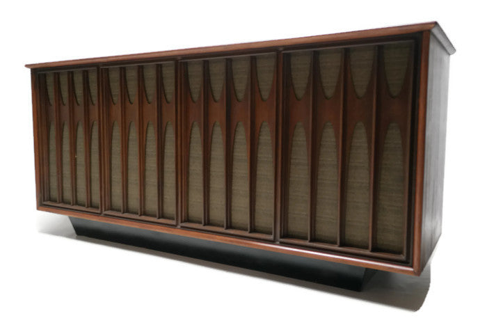 **SOLD OUT** RCA BRASILIA/COFFEY Mid Century Record Player Changer AM|FM Stereo Console - Bluetooth The Vintedge Co.
