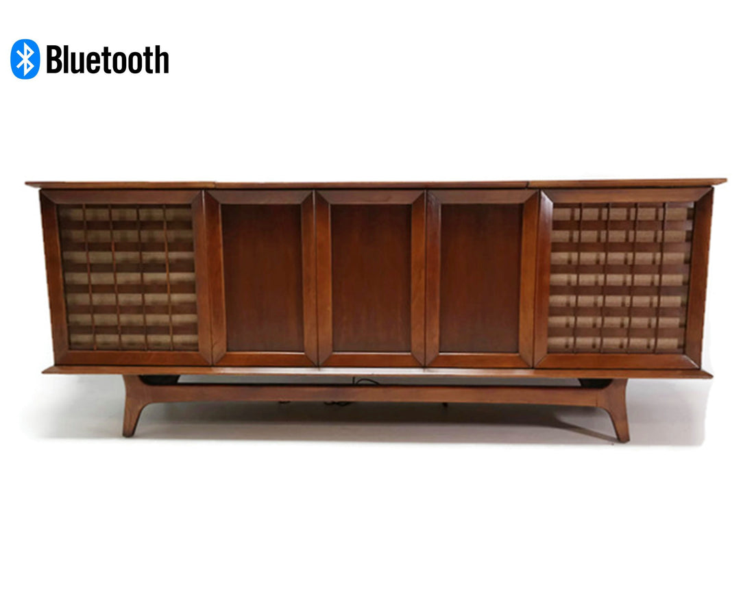 The Vintedge Co™ - SILVERTONE Mid Century Record Player Changer Stereo Console