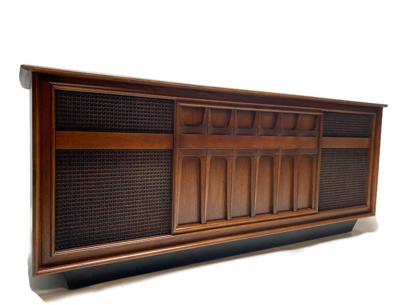 **SOLD OUT** RCA DELUXE Mid Century Stereo Console Record Player Changer AM FM Bluetooth The Vintedge Co.