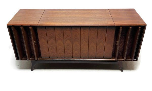 **SOLD OUT**  ZENITH Louver Door Record Player Changer Stereo Console AM FM Bluetooth Alexa The Vintedge Co.