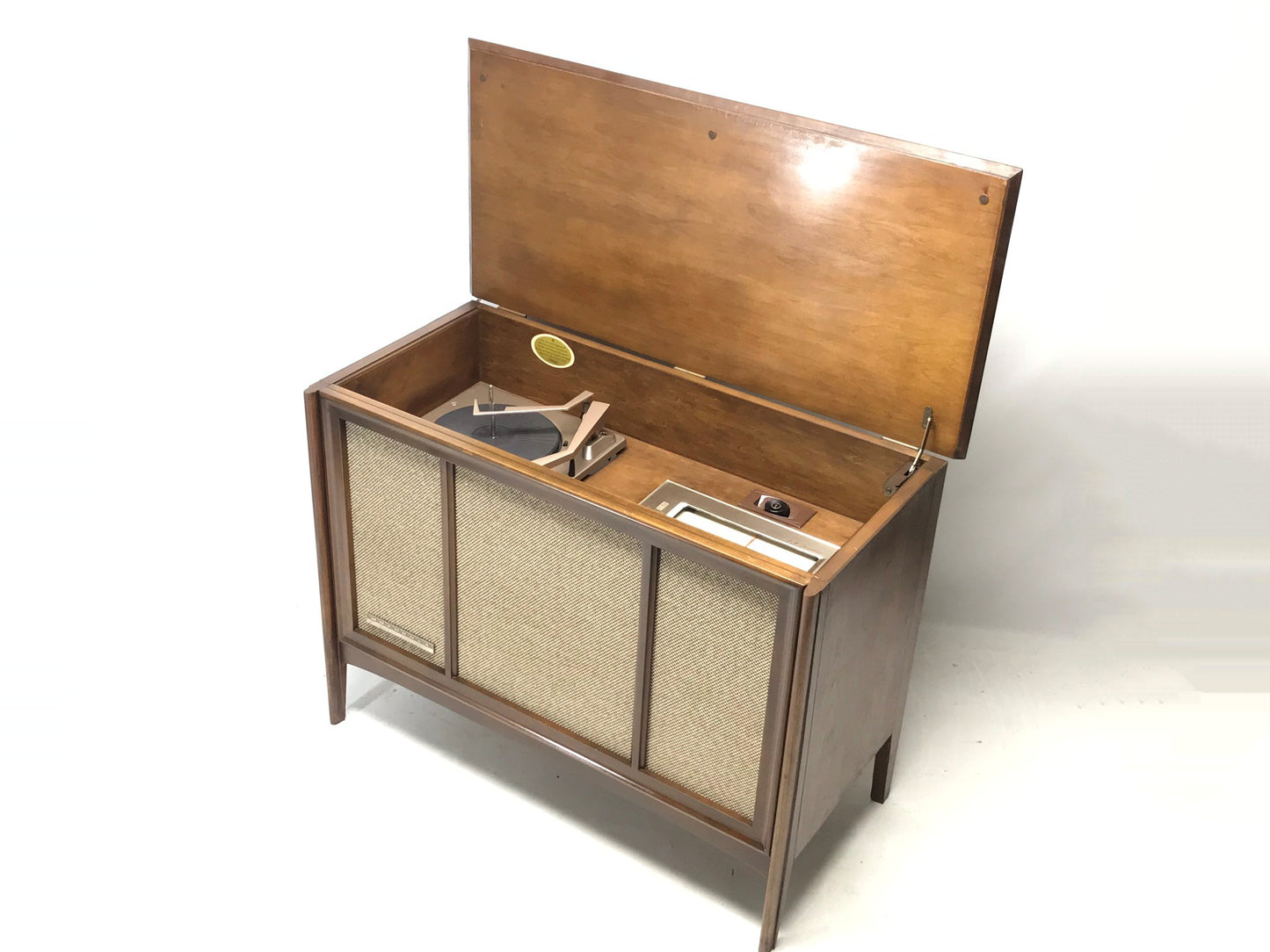 **SOLD OUT**  MOTOROLA Vintage Record Player Changer Stereo Console - Bluetooth The Vintedge Co.