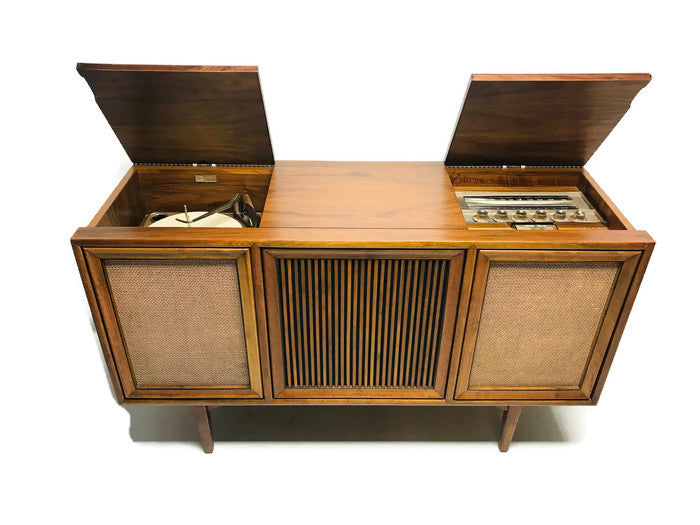 **SOLD OUT** MOTOROLA 3-CHANNEL Vintage Record Player... – The Vintedge Co.