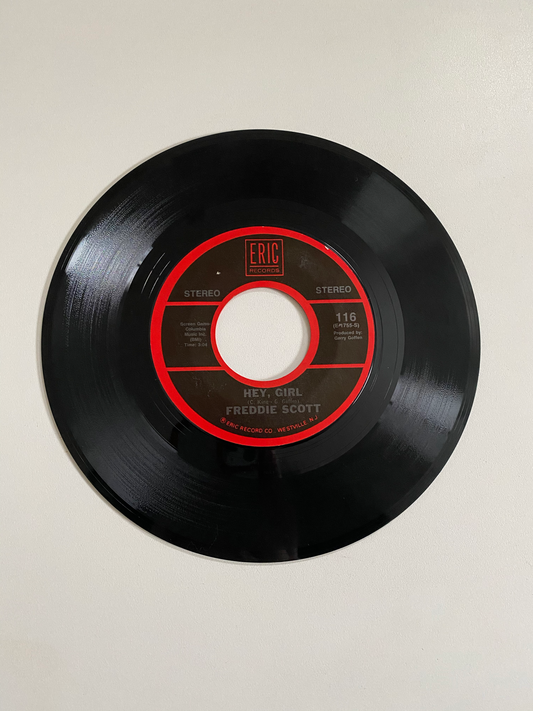 Freddie Scott - Hey, Girl | 45 The Vintedge Co.