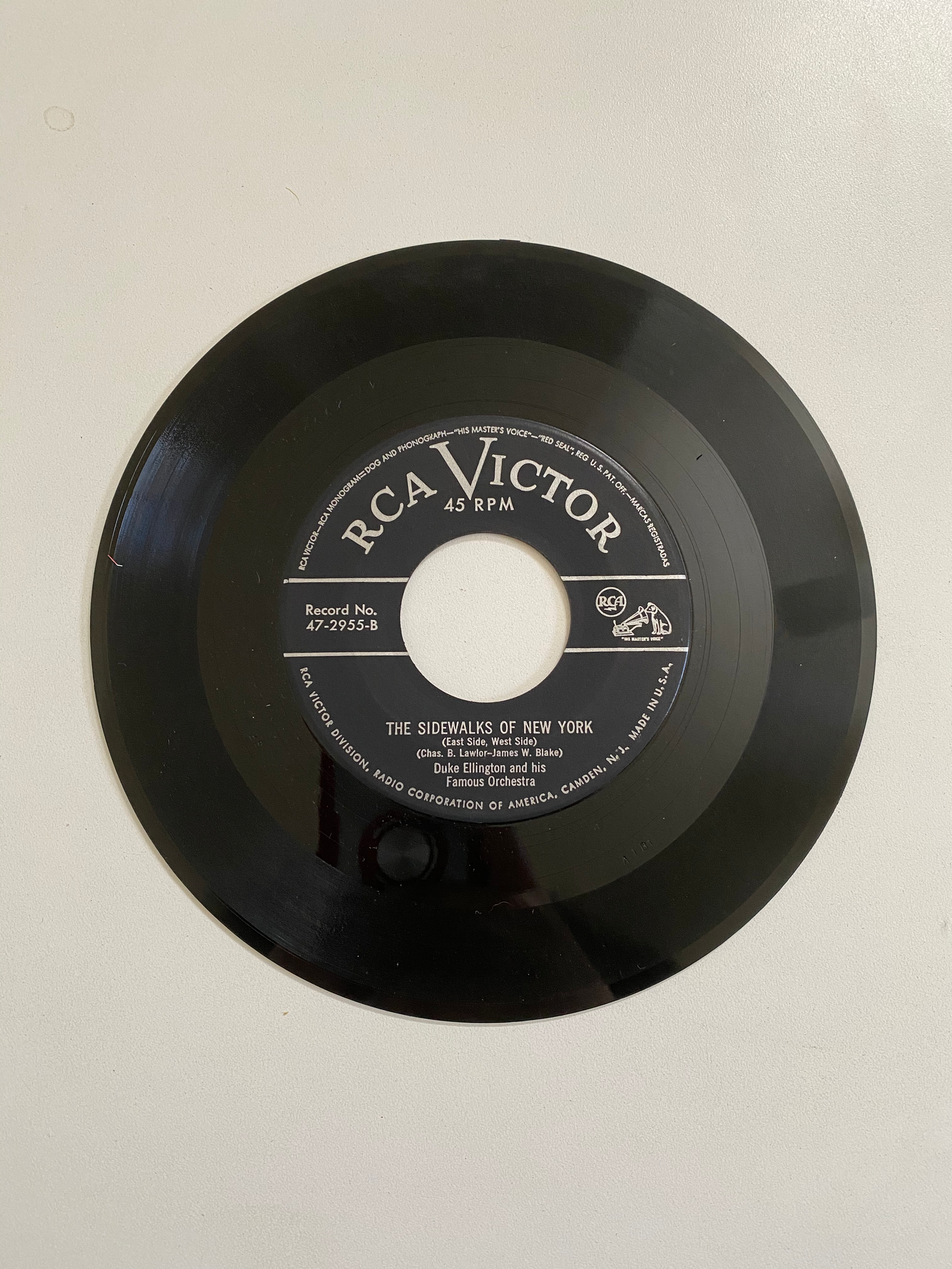 Duke Ellington and his Famous Orchestra - Don't Get Around Much Anymore | 45 The Vintedge Co.