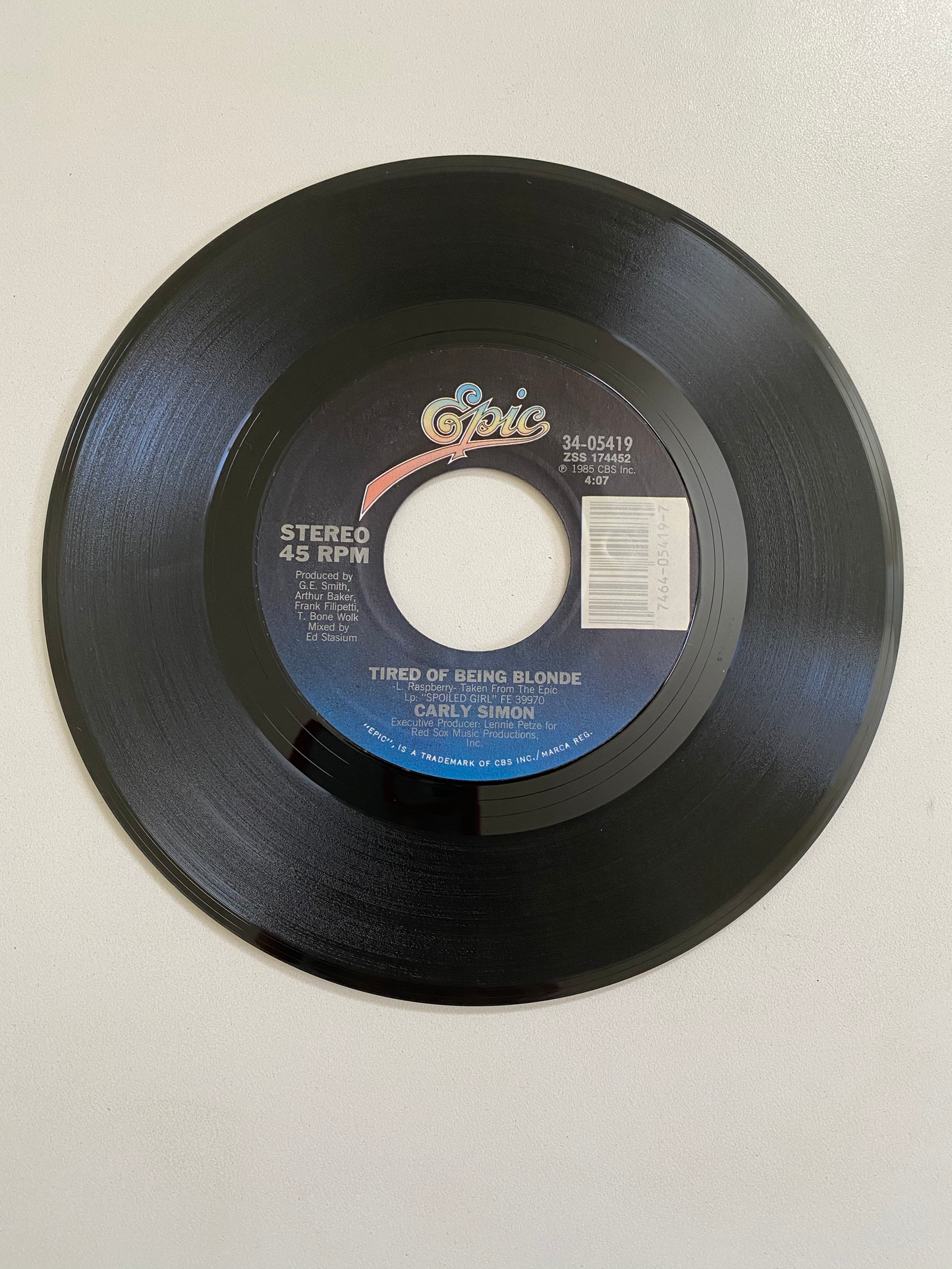 Carly Simon - Tired of Being Blonde | 45 The Vintedge Co.