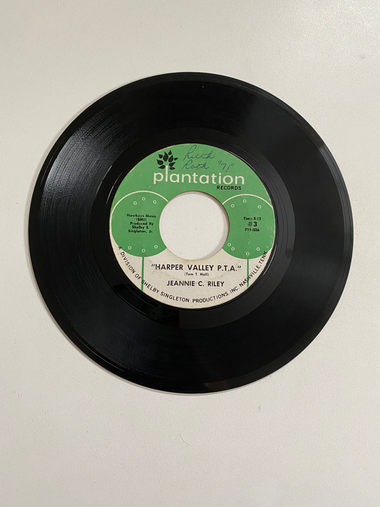 Jeannie C. Riley - Harper Valley P.T.A. | 45 The Vintedge Co.