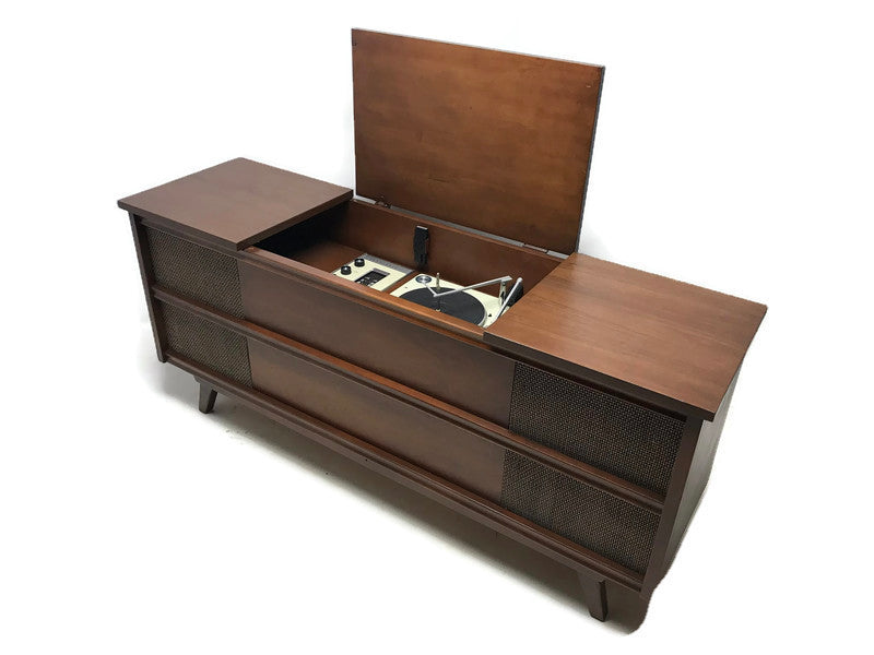 **SOLD OUT** PENNECREST Long and Low Mid Century Record Player Changer Stereo Console - Bluetooth The Vintedge Co.