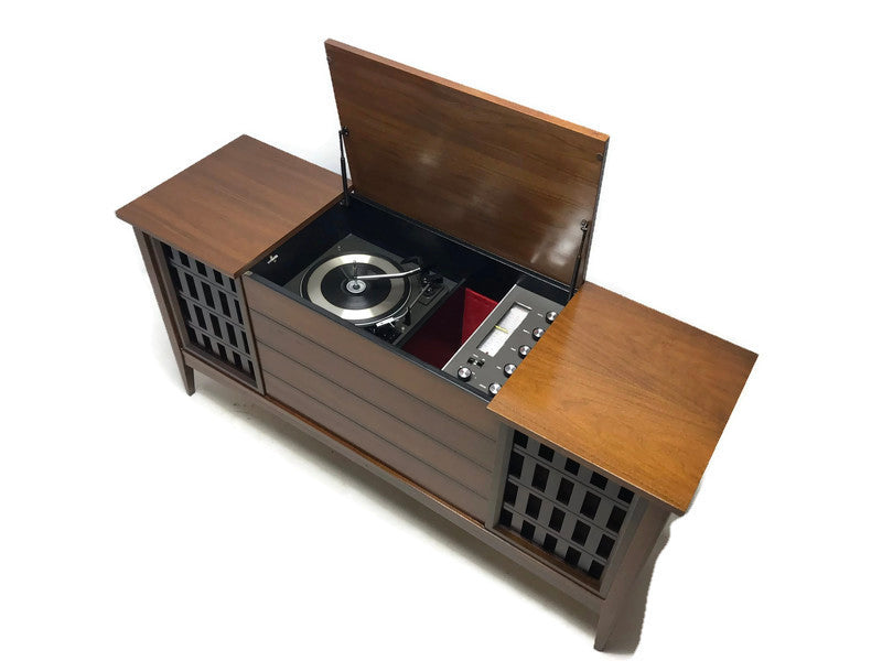 **SOLD OUT** CLAIRTONE Mid Century Vintage Record Player Changer Stereo Console - Bluetooth The Vintedge Co.