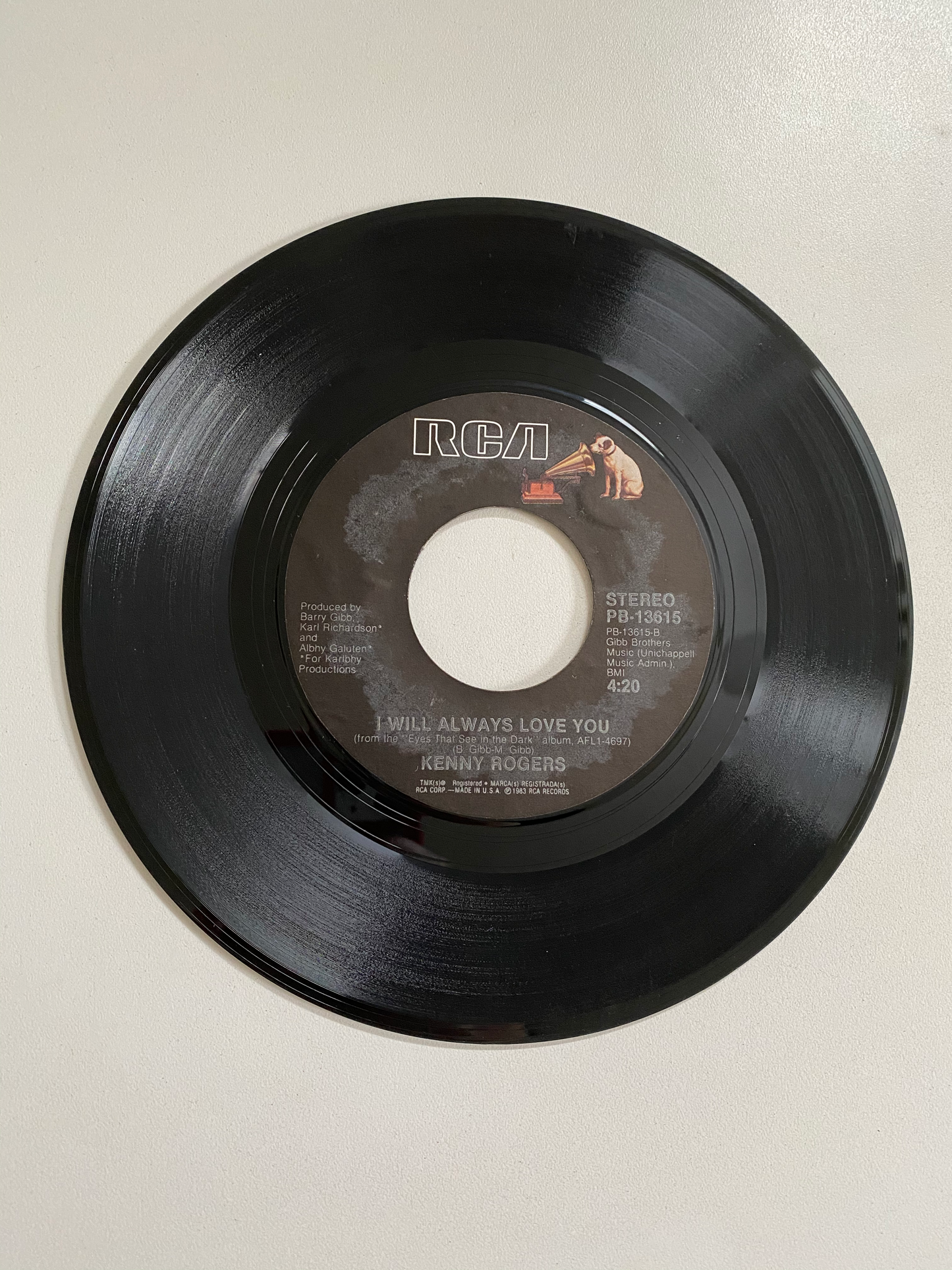 Kenny Rogers and Dolly Parton - Islands in the Stream | 45 The Vintedge Co.
