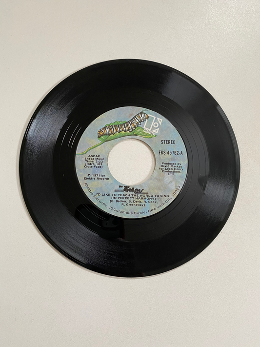 New Seekers, The - I'd Like to Teach The World to Sing (In Perfect Harmony) | 45 The Vintedge Co.