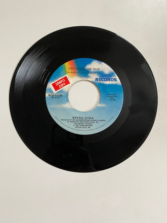 Spyro Gyra - Catching the Sun | 45 The Vintedge Co.
