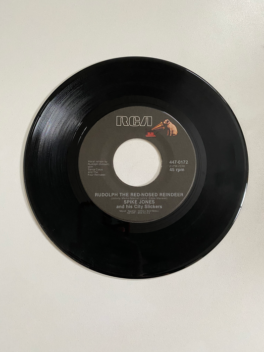 Spike Jones and his City Slickers - My Two Front Teeth (All I Want For Christmas) | 45 The Vintedge Co.