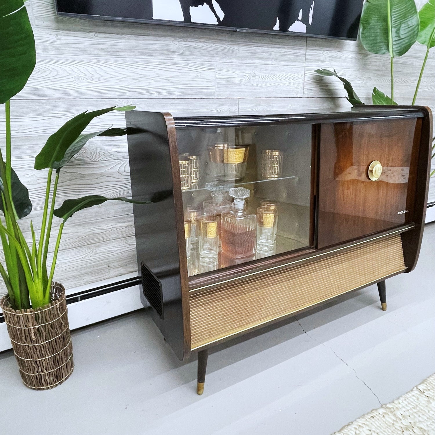 SOLD OUT!!! KUBA 50s Mid Century Stereo Console Record Player Changer w/Whiskey Bar Cabinet - AM FM Bluetooth Alexa The Vintedge Co.