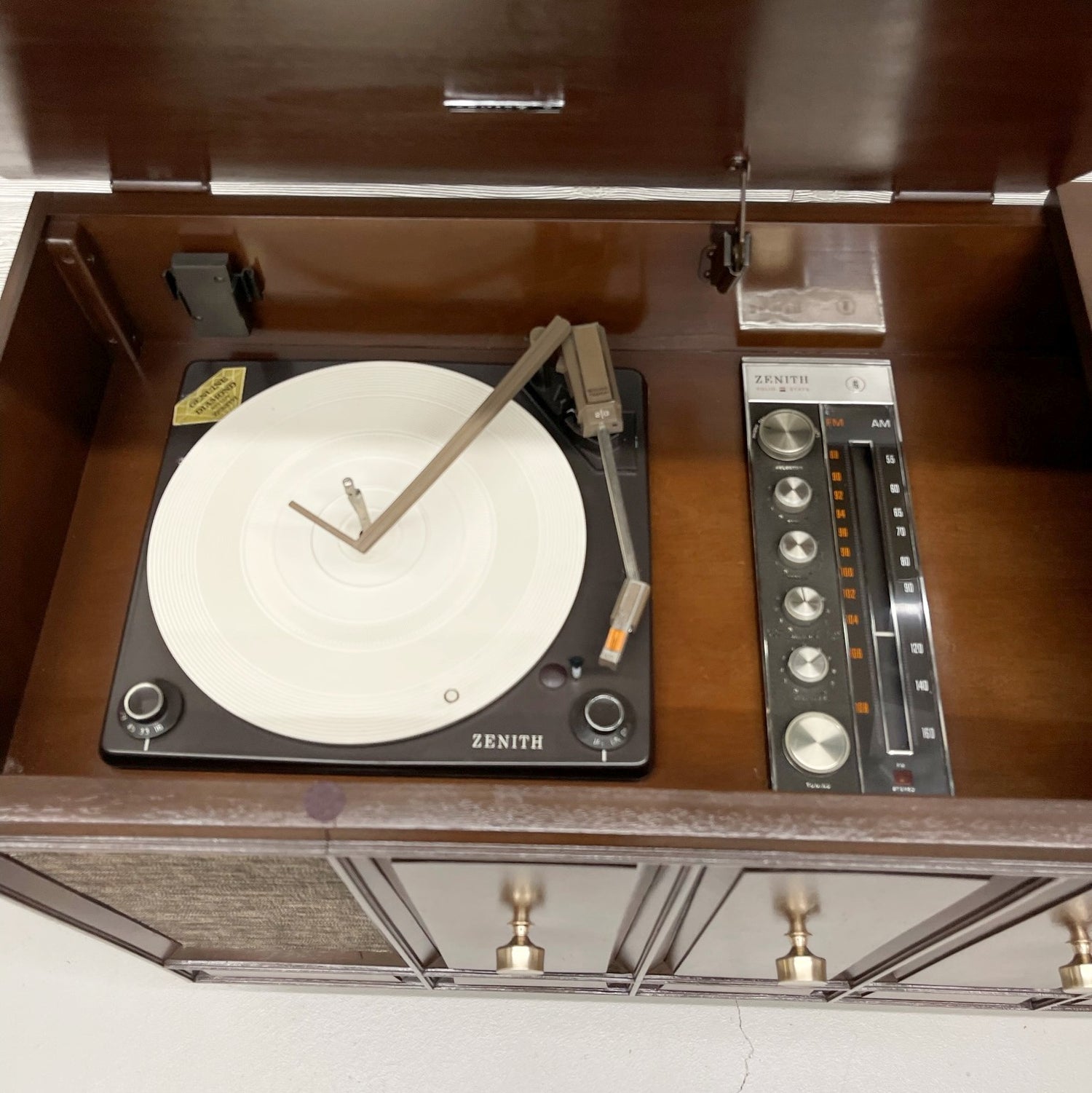 SOLD OUT!!! ZENITH Vintage 70s Stereo Console Record Player Changer AM FM Bluetooth The Vintedge Co.