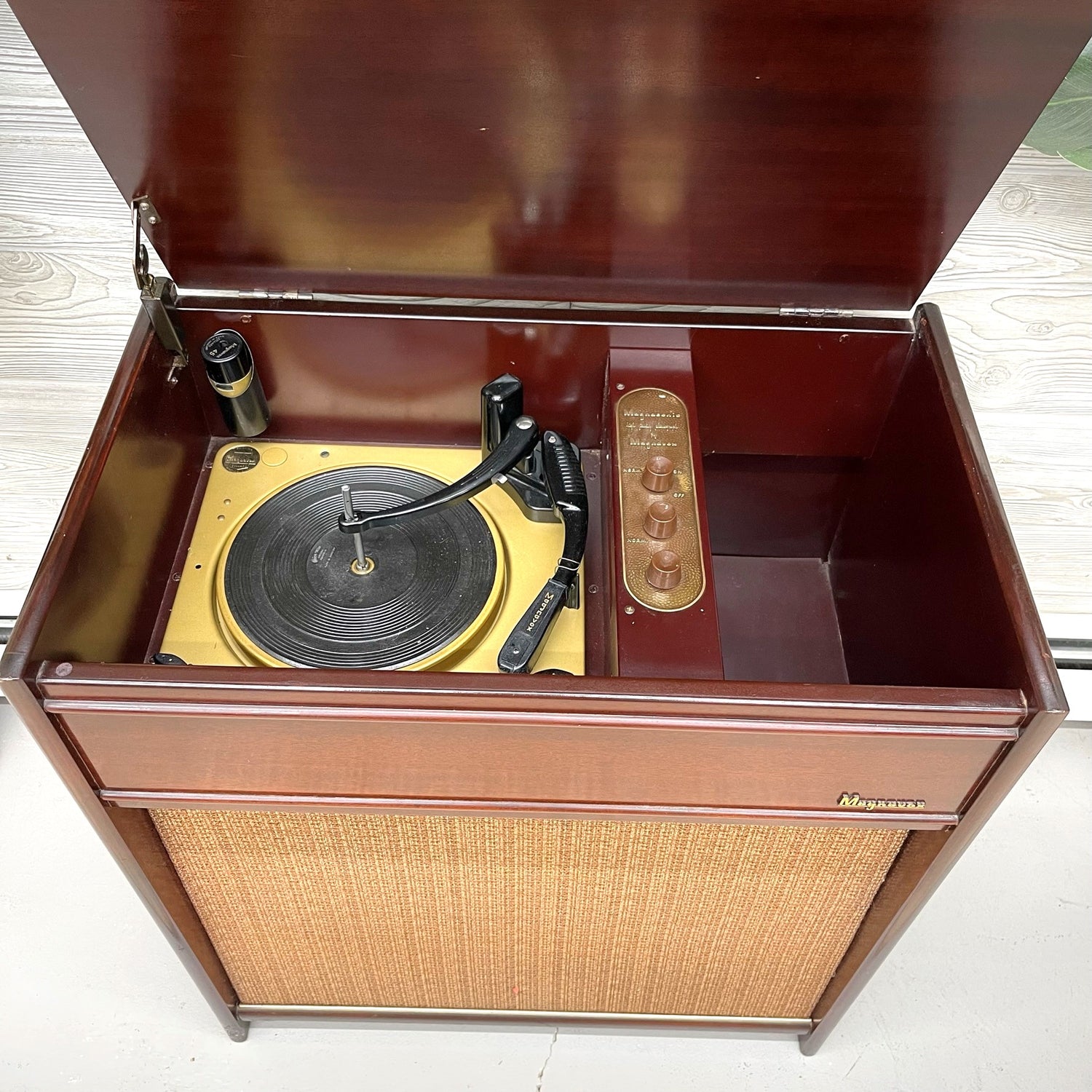 MAGNAVOX 50s Mid Century HiFi Mono Record Player Changer The Vintedge Co.