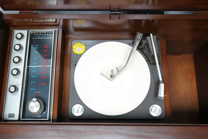 **SOLD OUT**  ADMIRAL Long and Low Vintage Record Player Changer Stereo Console - Bluetooth The Vintedge Co.