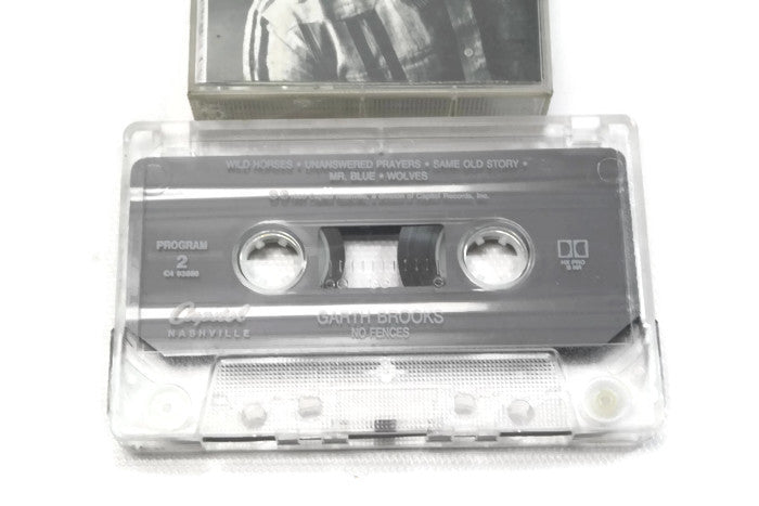 GARTH BROOKS - Vintage Cassette Tape - NO FENCES The Vintedge Co.