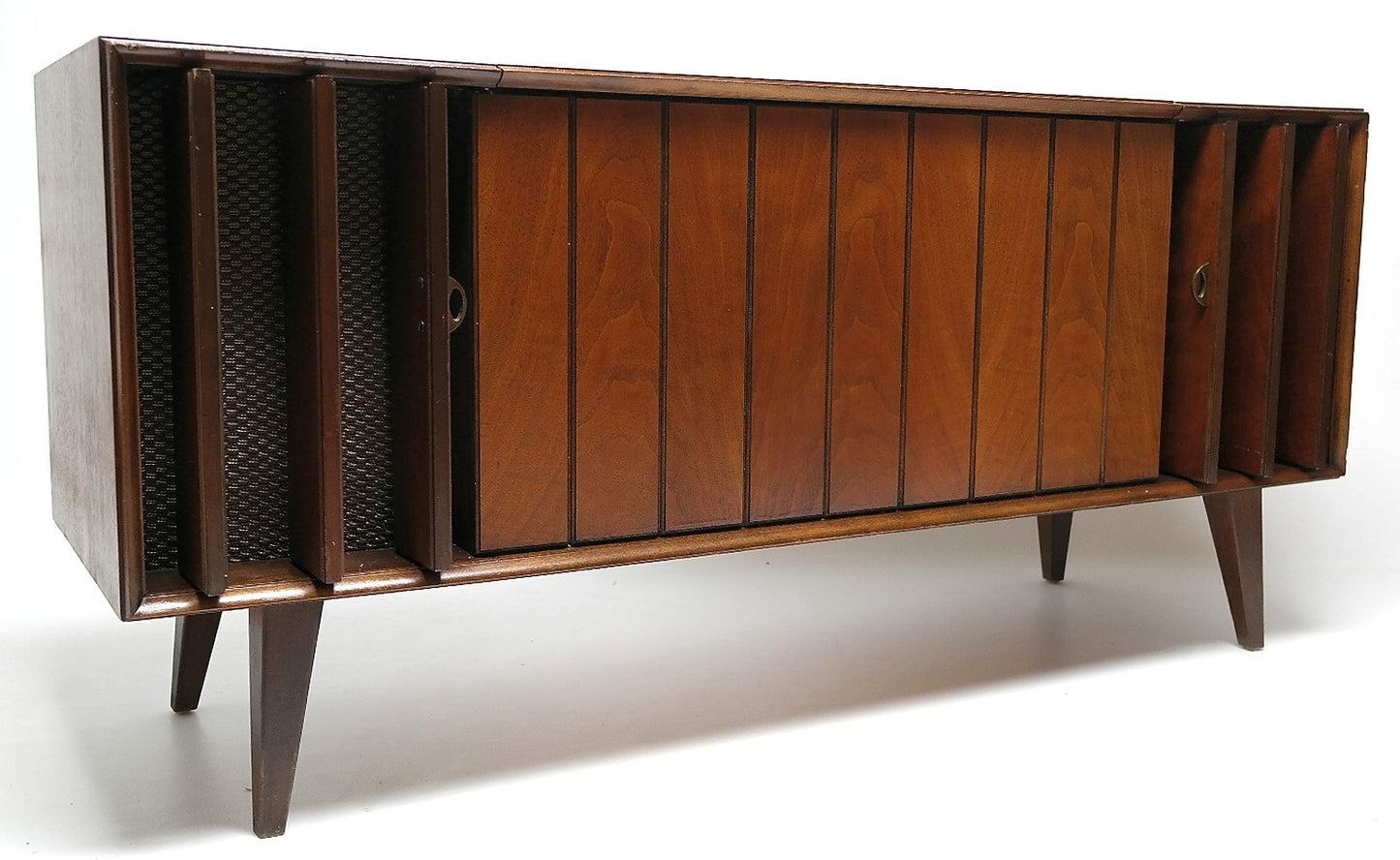 Mid Century Zenith Stereo Console Louver Doors Record Player Changer - Bluetooth -  AM/FM Tuner The Vintedge Co.