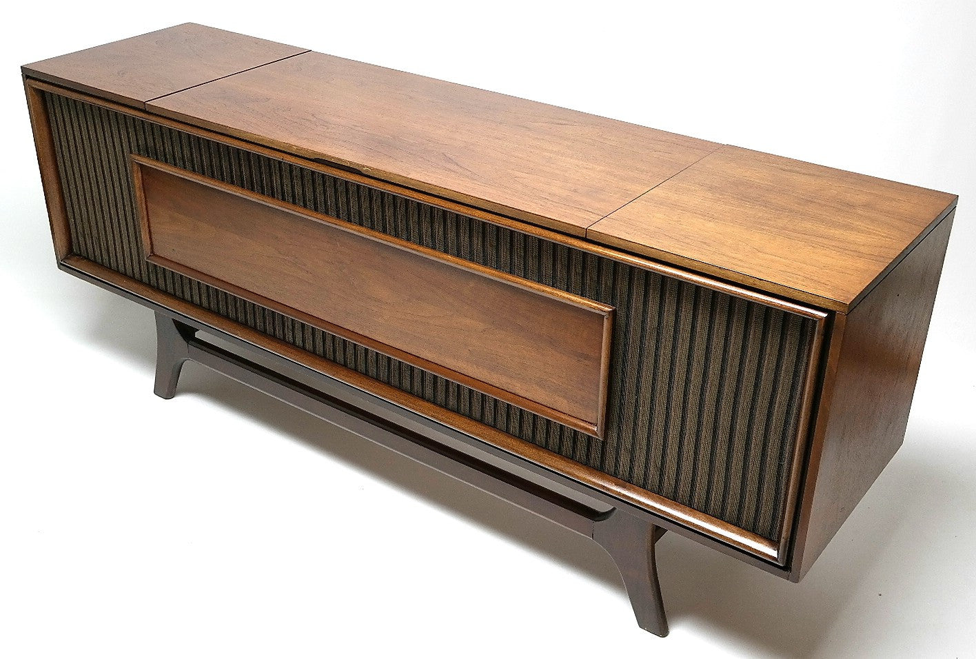 Mid Century GE Stereo Console  - Bluetooth -  AM/FM Tuner - Record Changer FULLY RESTORED The Vintedge Co.