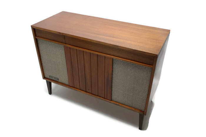 **SOLD OUT**  GE Mid Century Vintage Record Player Changer Stereo Console The Vintedge Co.