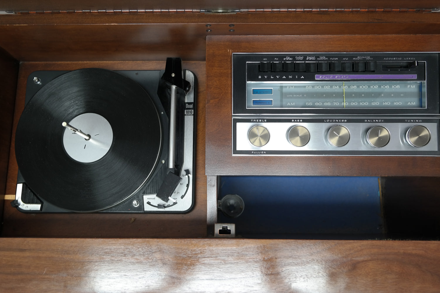 **SOLD OUT**  SYLVANIA Vintage Long and Low Record Player Changer Stereo Console The Vintedge Co.