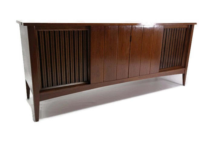 **SOLD OUT**  CLAIRTONE Mid Century Record Player Changer Long Stereo Console The Vintedge Co.