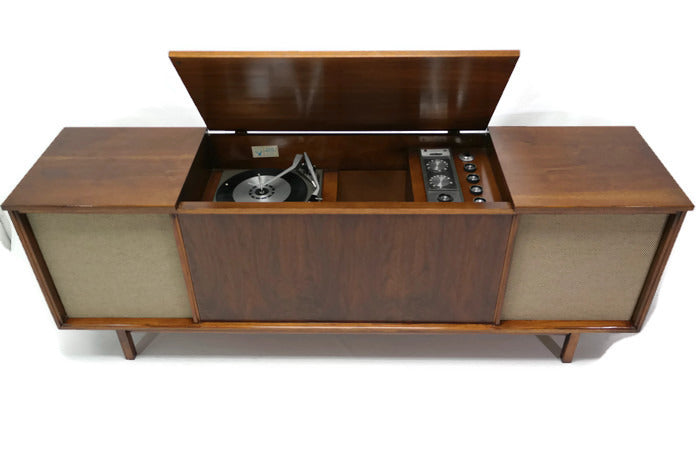 **SOLD OUT** WESTINGHOUSE Long and Low Vintage Record Player Changer Stereo Console The Vintedge Co.