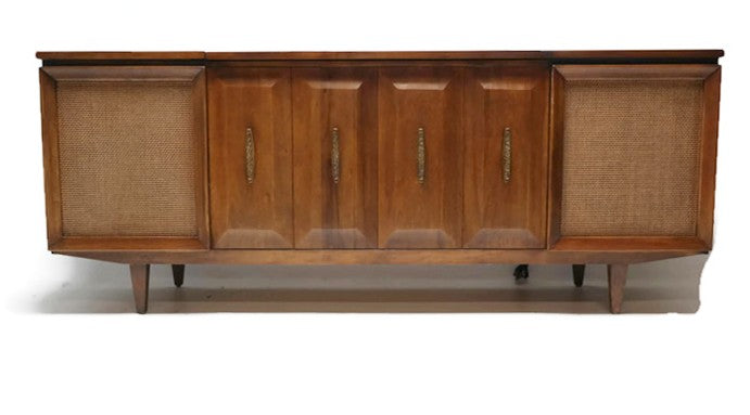 **SOLD OUT**  PHILCO Mid Century Vintage Record Player Changer Stereo Console - Bluetooth The Vintedge Co.