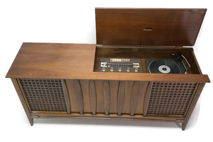 **SOLD OUT**  DuMONT Mid Century Vintage Record Player Changer Stereo Console The Vintedge Co.