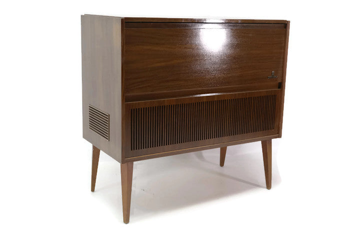 **SOLD OUT** The Vintedge Co™ - TURNTABLE READY SERIES™ - GRUNDIG 50s 60s Modern Turntable Record Player HiFi Console Cabinet The Vintedge Co.