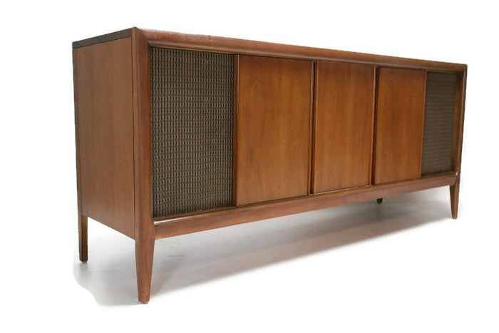 **SOLD OUT**  ADMIRAL Mid Century Vintage Record Player Changer Stereo Console AM FM  - Bluetooth The Vintedge Co.