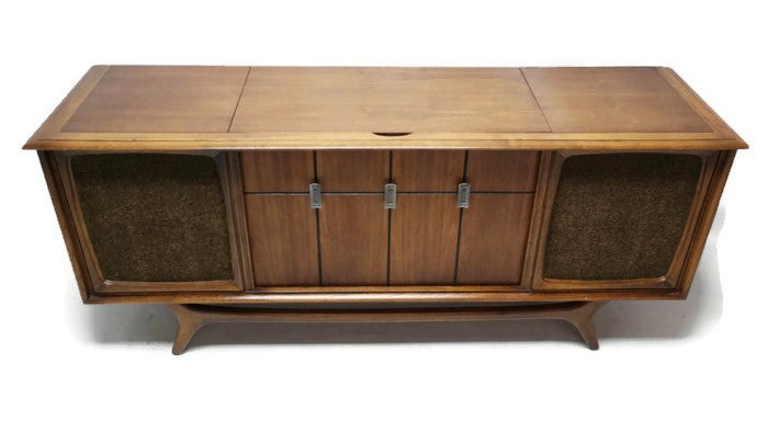 **SOLD OUT** RCA Mid Century Vintage Record Player Changer Stereo Console AM FM  - Bluetooth The Vintedge Co.