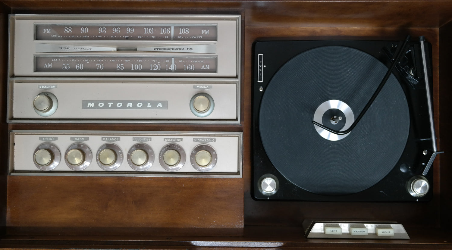 Mid Century Modern MOTOROLA Stereo Console Record Changer - Bluetooth - Tube Amplifer The Vintedge Co.