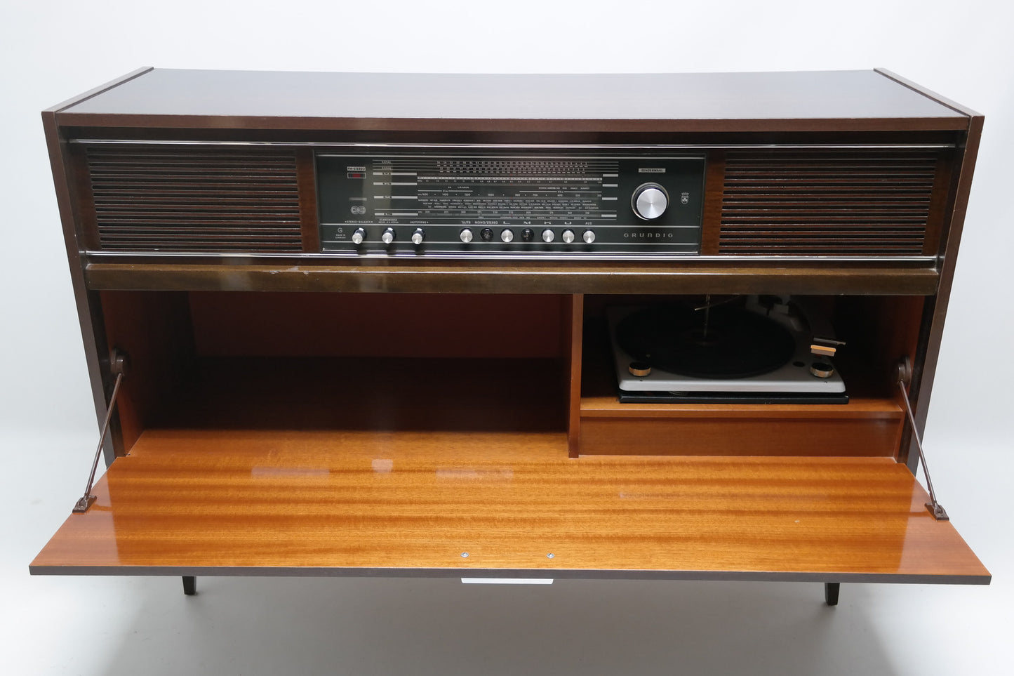 SOLD | 60's Grundig Vintage Record Changer Stereo Console - AM/FM Tuner - Bluetooth The Vintedge Co.