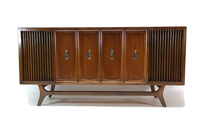 **SOLD OUT** ZENITH Mid Century Record Changer Player Stereo Console The Vintedge Co.