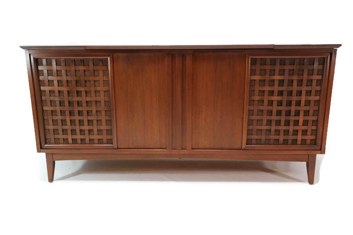 **SOLD OUT** THE FISHER Mid Century Modern Stereo Console Record Player Changer The Vintedge Co.