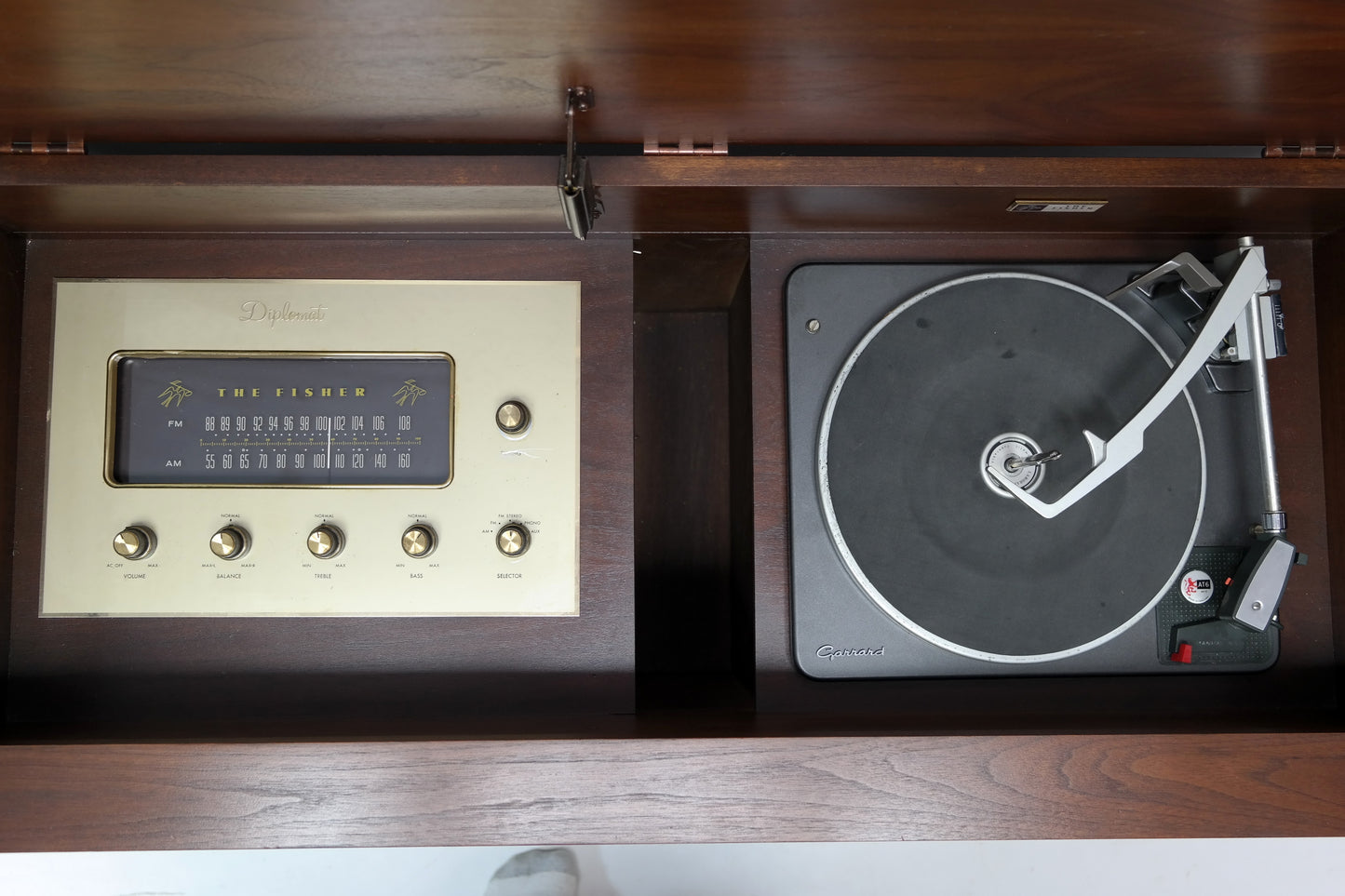 **SOLD OUT** THE FISHER Mid Century Modern Stereo Console Record Player Changer The Vintedge Co.